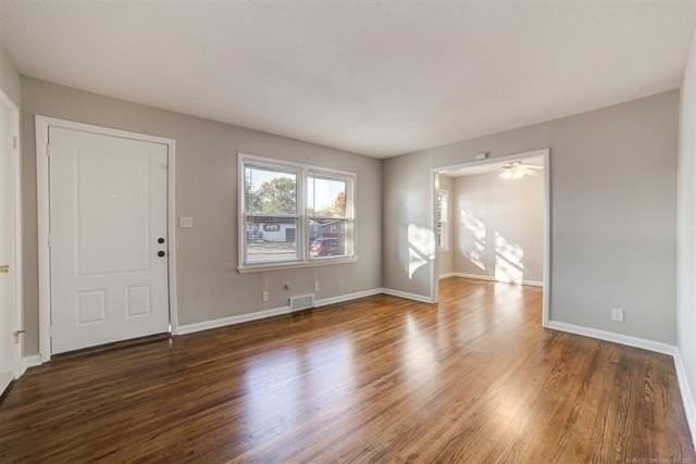 1929 W 49th St - Photo 6 of 28