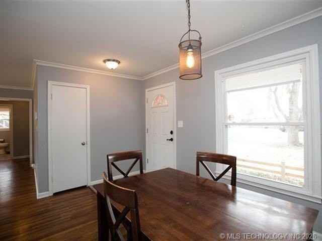 4819 S Owasso Ave - Photo 3 of 27