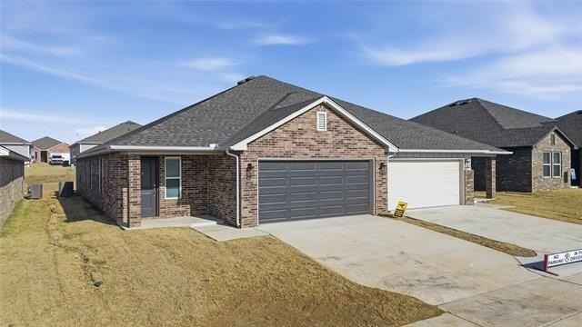 14631 E 39th Pl S - Photo 2 of 24