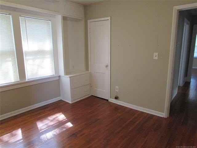 1339 S Gary Ave - Photo 4 of 10