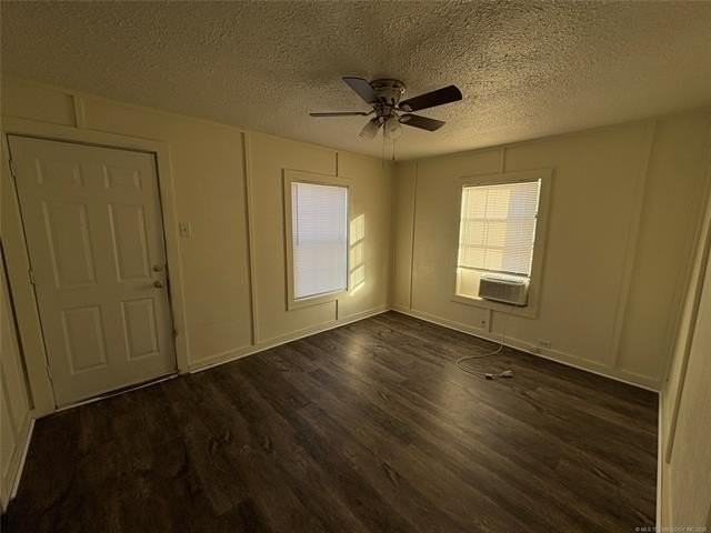 1101 Grant Ave - Photo 2 of 11