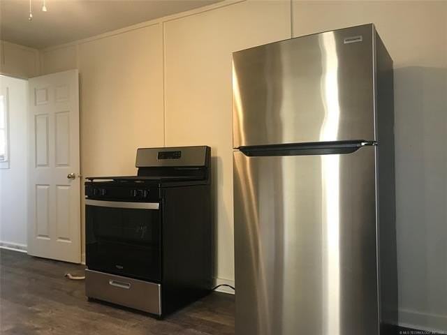 1101 Grant Ave - Photo 6 of 11