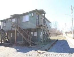 featured image of 1117 W 4th St Apt 5 #Apt 5