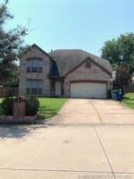 featured image of 9206 E 87th St