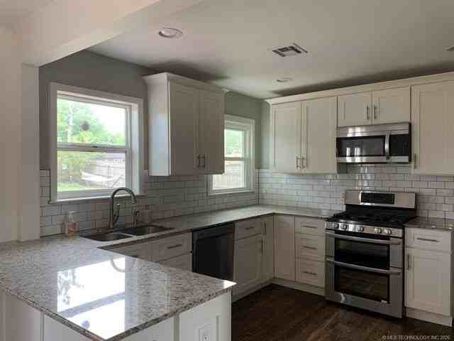 2371 S Delaware Ct - Photo 4 of 14