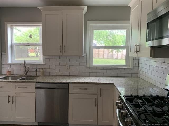 2371 S Delaware Ct - Photo 5 of 14