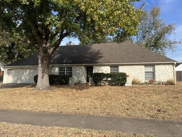 1751 E 59th Pl - Photo 2 of 18