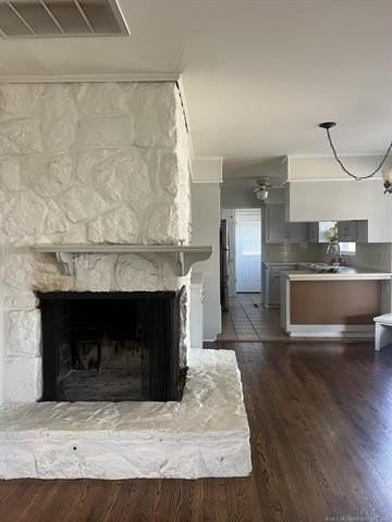 1751 E 59th Pl - Photo 6 of 18