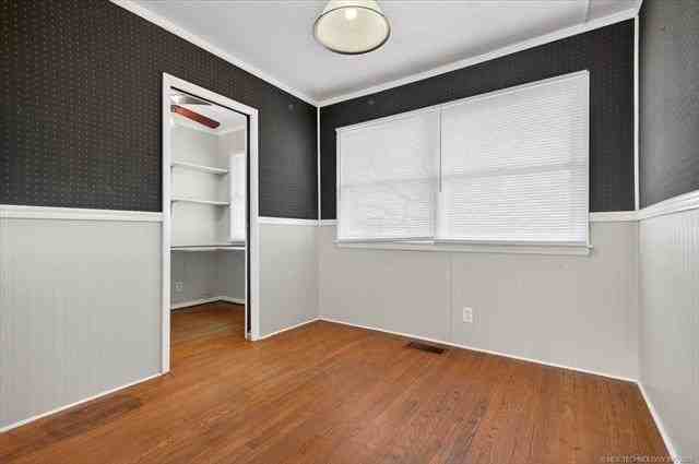 500 Ne Washington Blvd - Photo 6 of 27