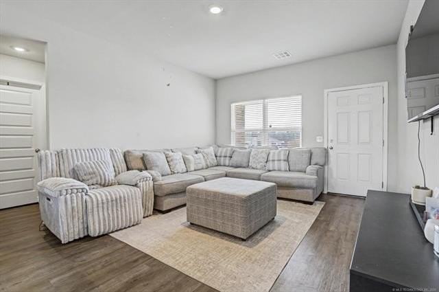 1503 N 81st St - Photo 6 of 25