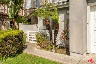 2606 Pacific Ave - Photo 4 of 8