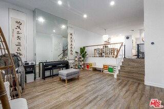 5848 Canterbury Dr - Photo 2 of 8