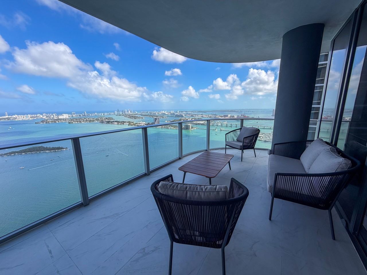 700 Northeast 24th Street #5407 - Photo 4 of 25