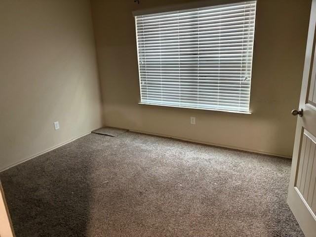 21118 Kirkland Woods Dr - Photo 4 of 16