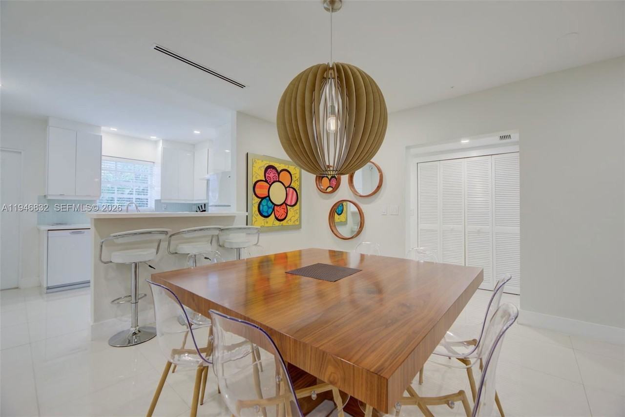 99th St #12A - Photo 4 of 8