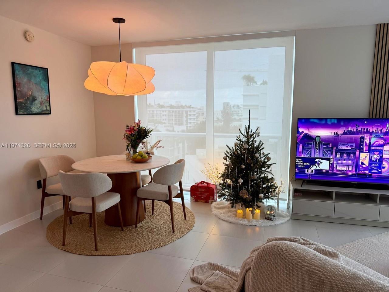 E Bay Harbor Dr #801B - Photo 3 of 8