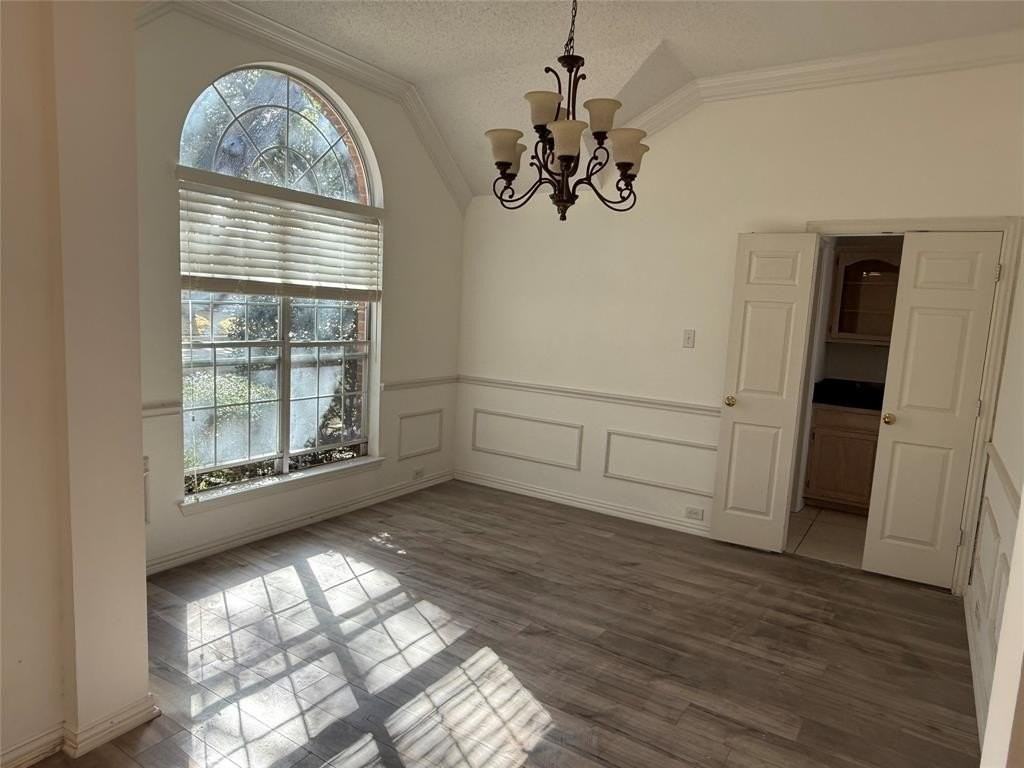 4669 Wales Dr - Photo 5 of 10