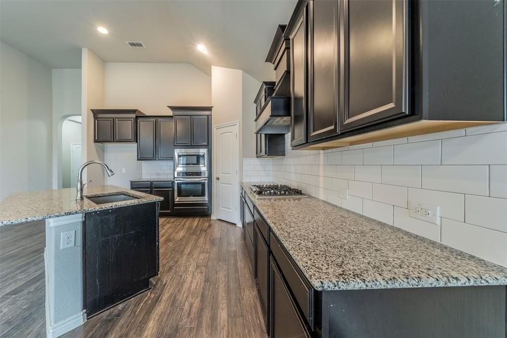 2133 Lake Pine Dr - Photo 4 of 14