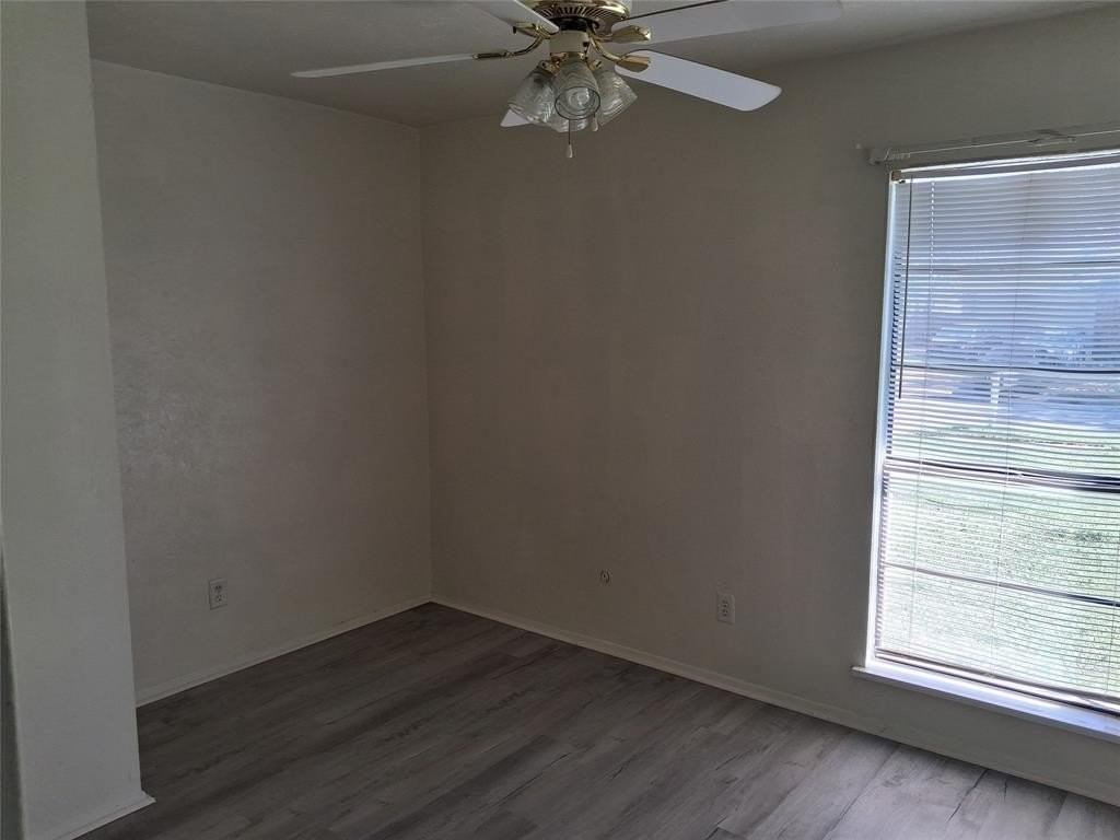 6441 Wakefield Rd - Photo 4 of 13