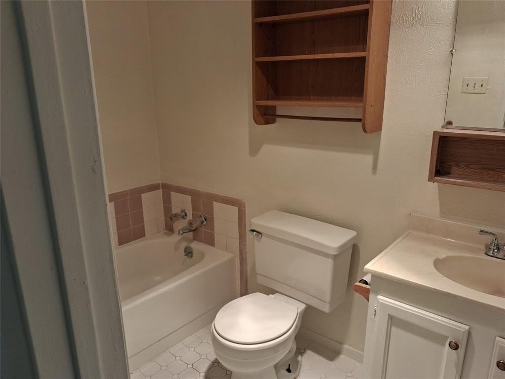 6441 Wakefield Rd - Photo 7 of 13