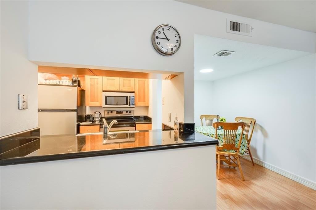 4327 Holland Ave #212 - Photo 6 of 18