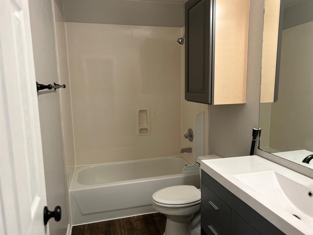 327 Shady Valley Dr - Photo 7 of 13