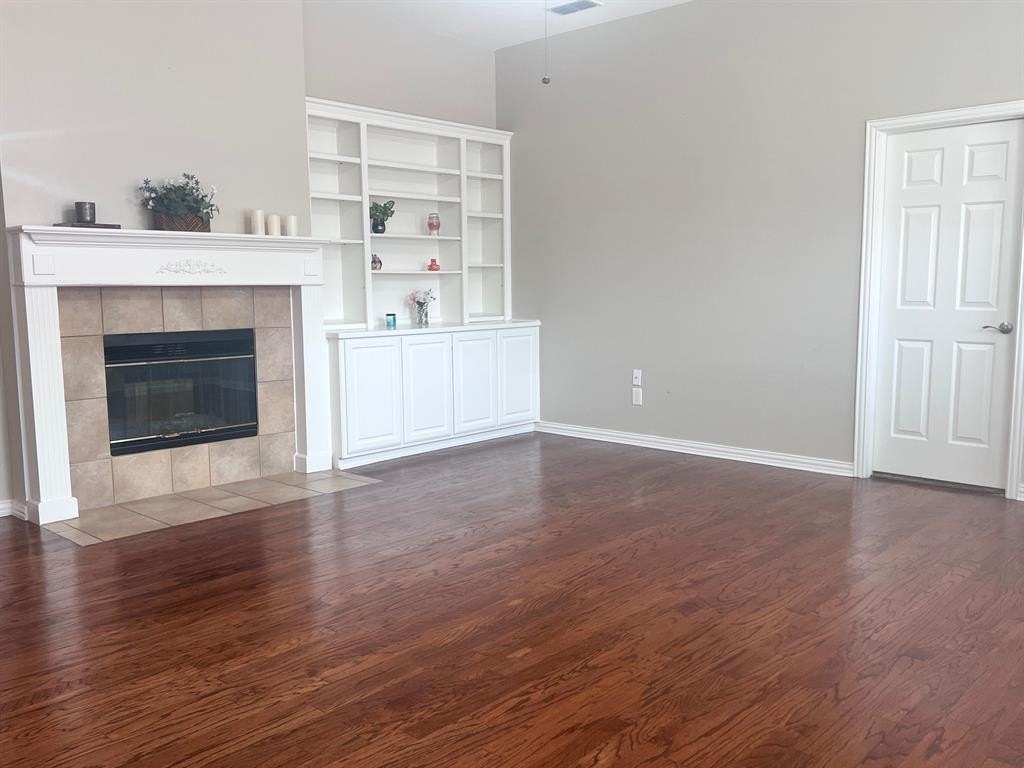 5917 Colby Dr - Photo 6 of 21