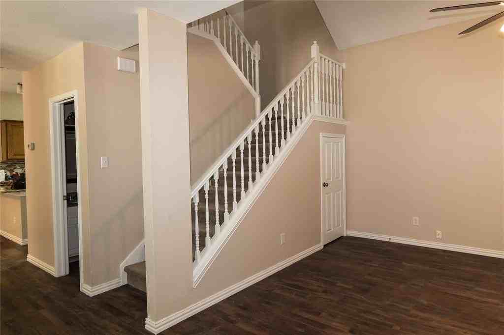 148 Summer Place Dr - Photo 6 of 37