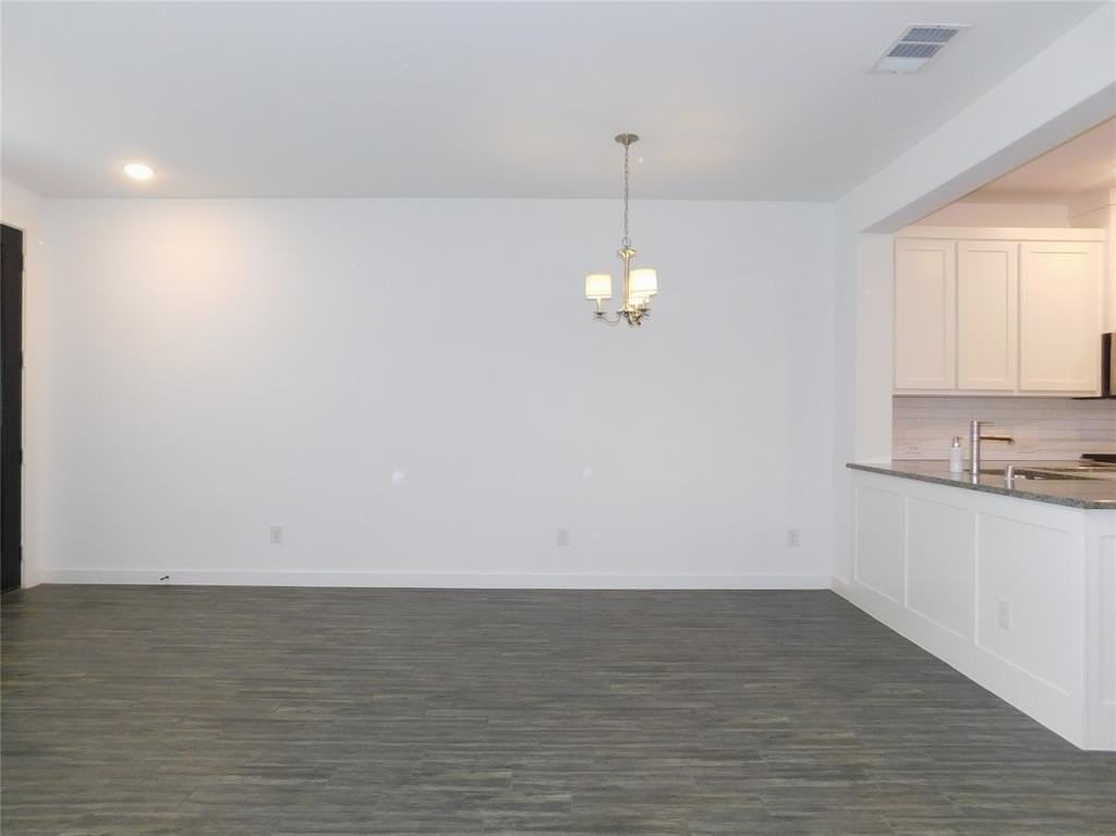 1255 Casselberry Dr - Photo 6 of 24