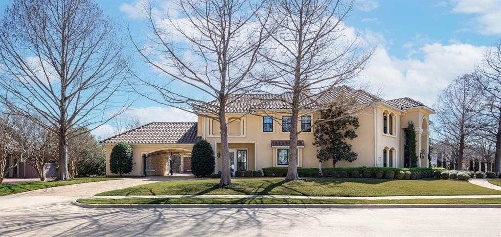 2941 Hidden Creek Ln - Photo 2 of 39