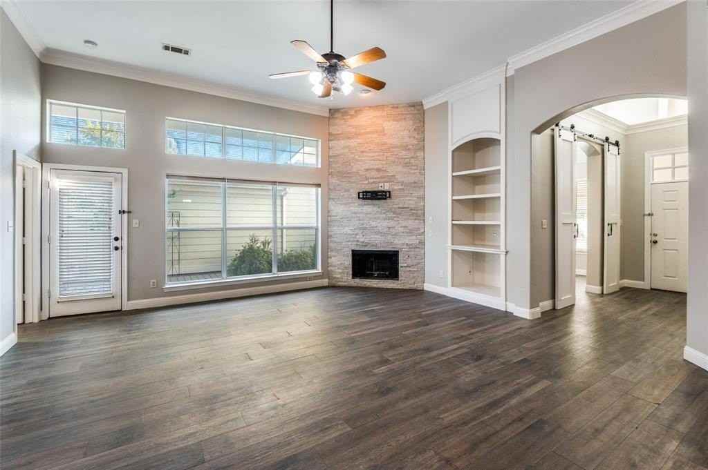 3230 Adirondack Ln - Photo 6 of 31