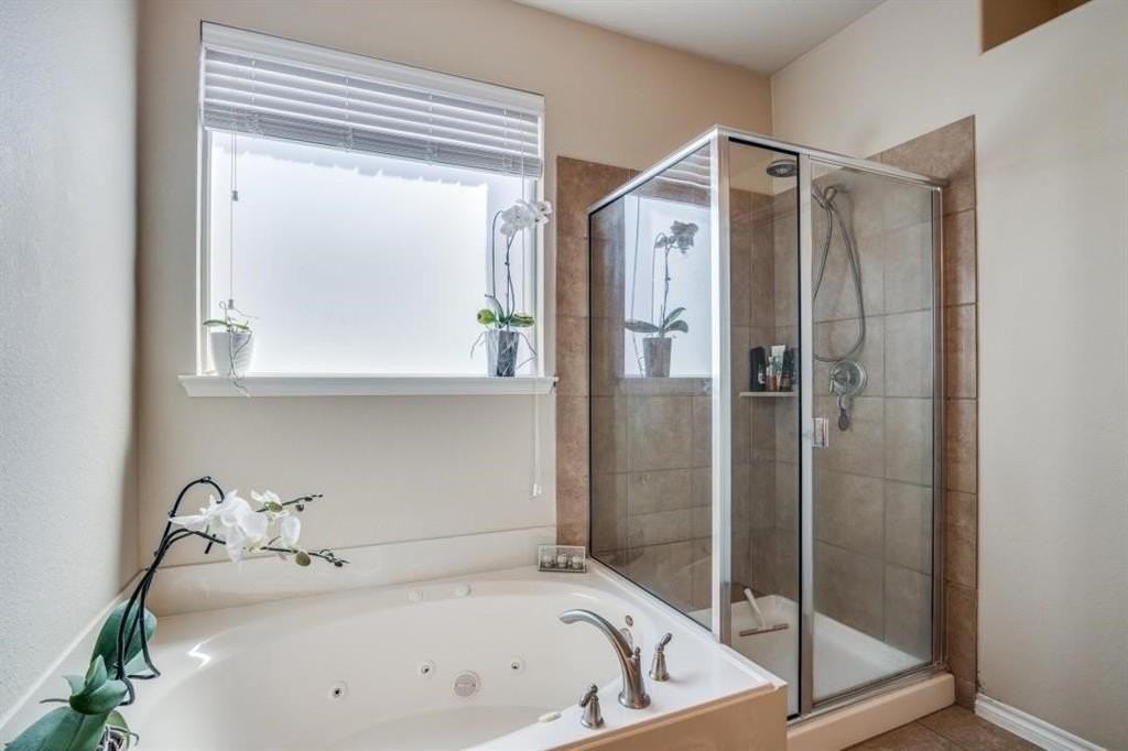 1407 Country Creek Trl - Photo 6 of 12