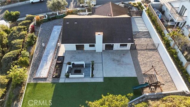 2919 Estancia - Photo 3 of 8