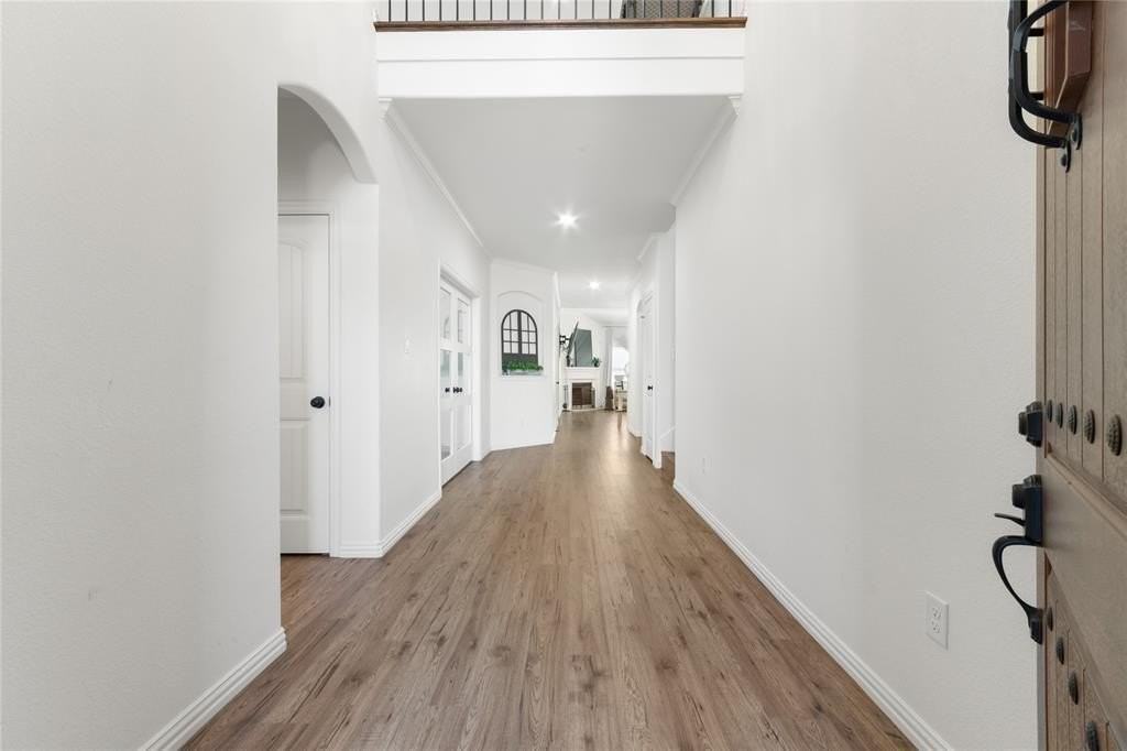 501 Wichita Trl - Photo 4 of 31