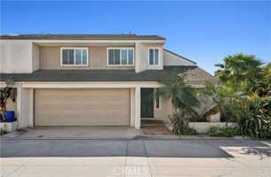 featured image of 2524 Elden Ave #1A