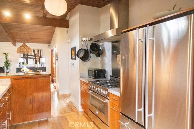 31657 Florence Ave - Photo 3 of 8