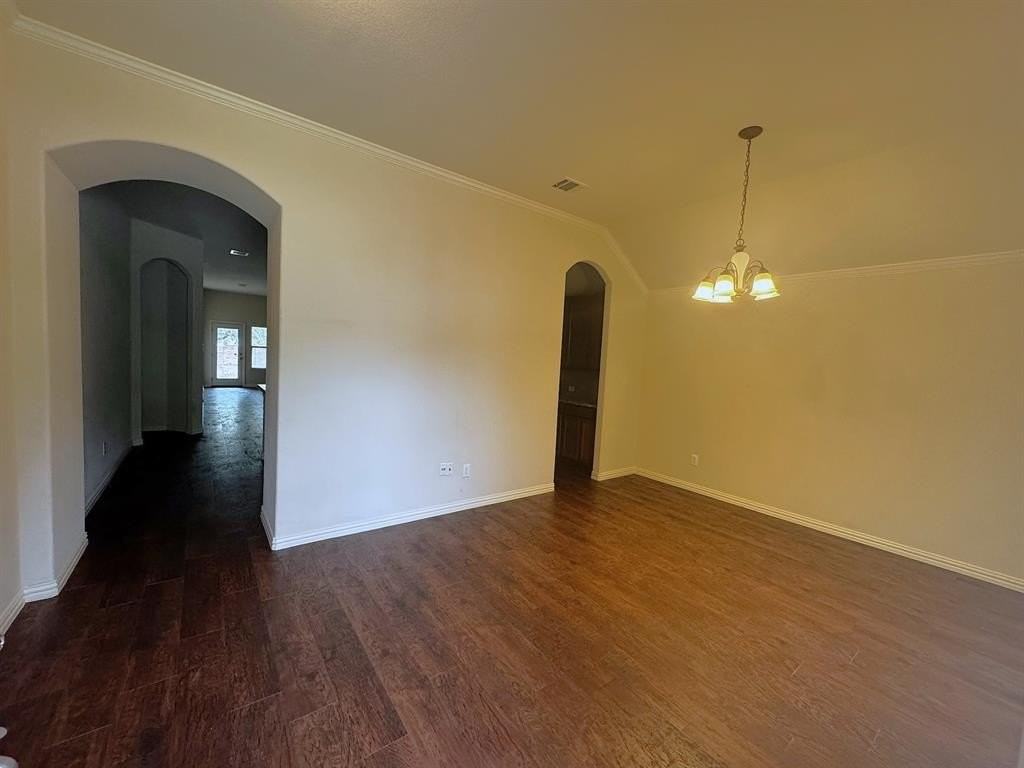 3108 Red Cedar Dr - Photo 4 of 12