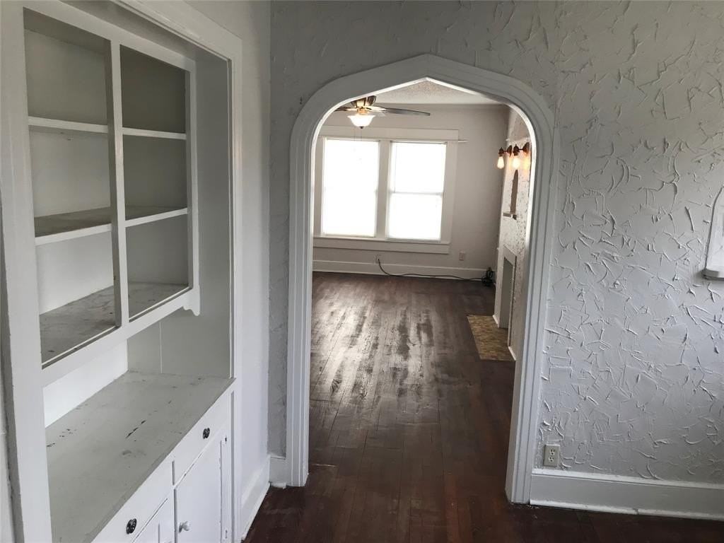 813 W 8th St #2 - Photo 6 of 15