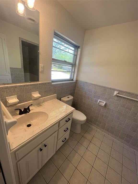 1501 W Chestnut St - Photo 7 of 32