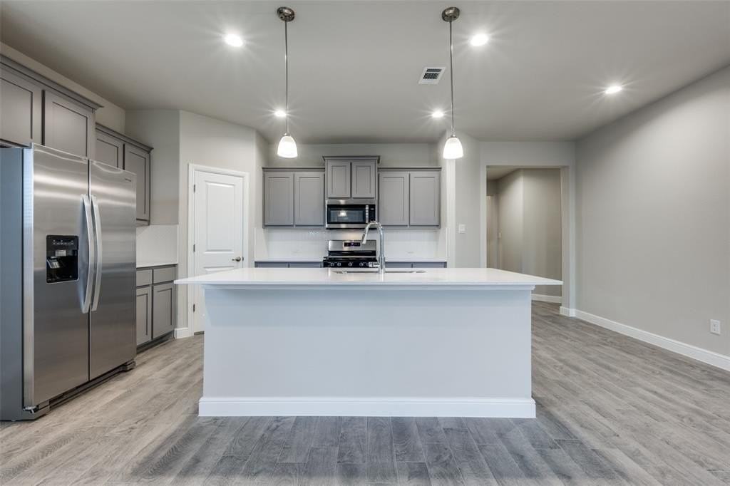 14420 Bootes Dr - Photo 3 of 26