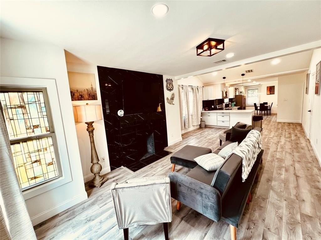 2859 W Brooklyn Ave - Photo 3 of 27