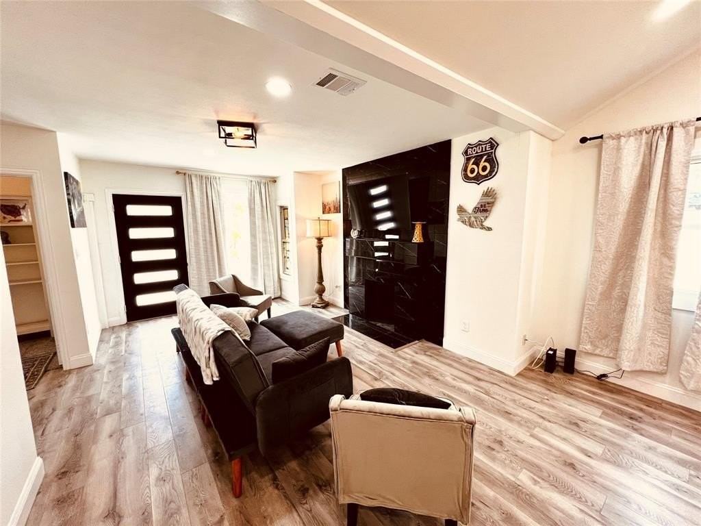 2859 W Brooklyn Ave - Photo 5 of 27