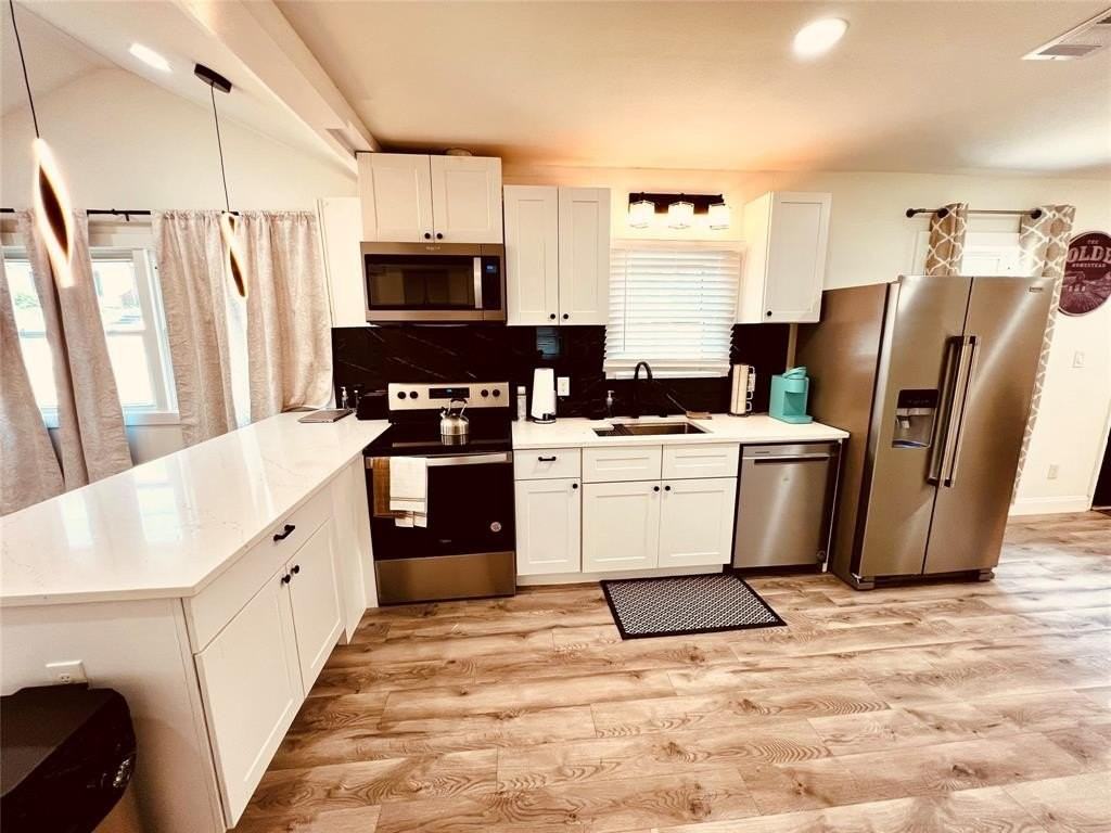 2859 W Brooklyn Ave - Photo 7 of 27