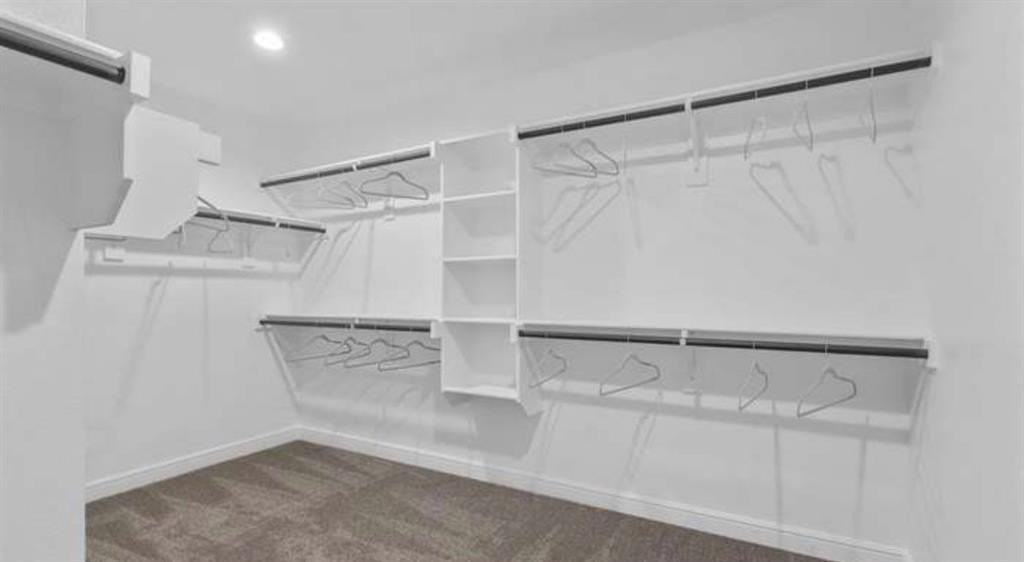 2029 Greenfield Dr - Photo 3 of 17