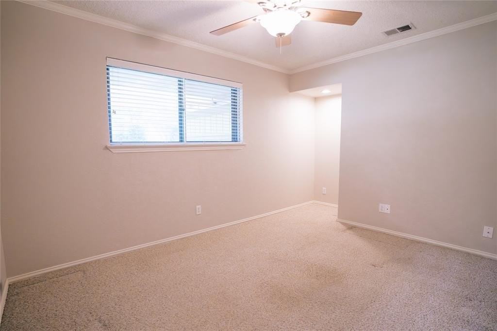 522 Cap Rock Dr - Photo 3 of 21