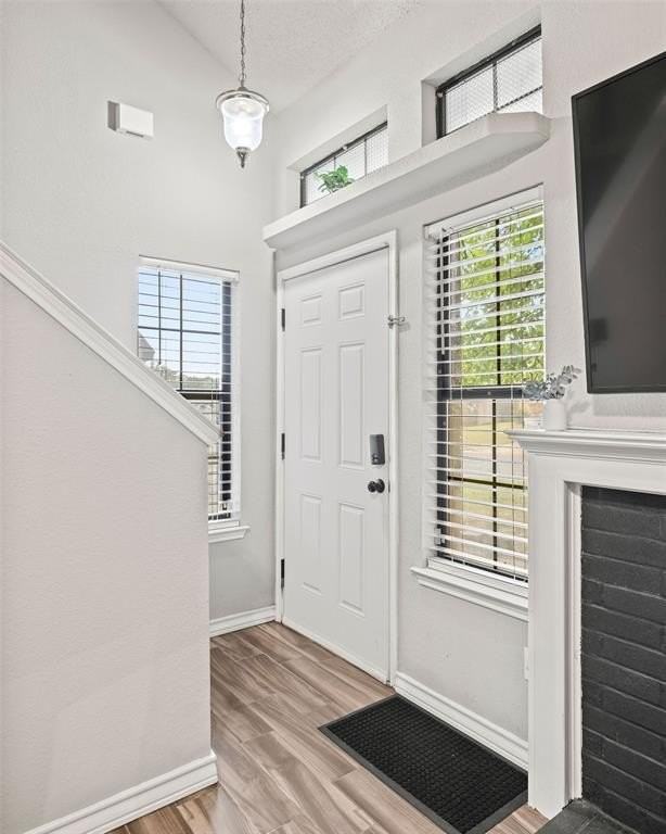 216 Cutting Horse Ln - Photo 4 of 37