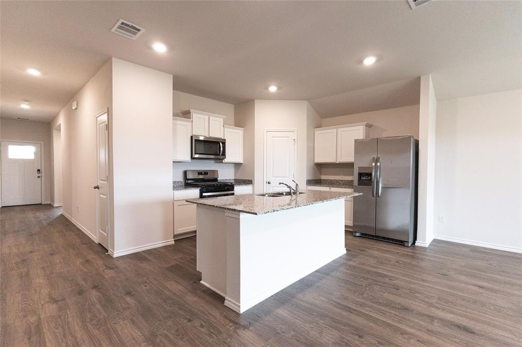 764 Tiger Lily Way - Photo 5 of 22