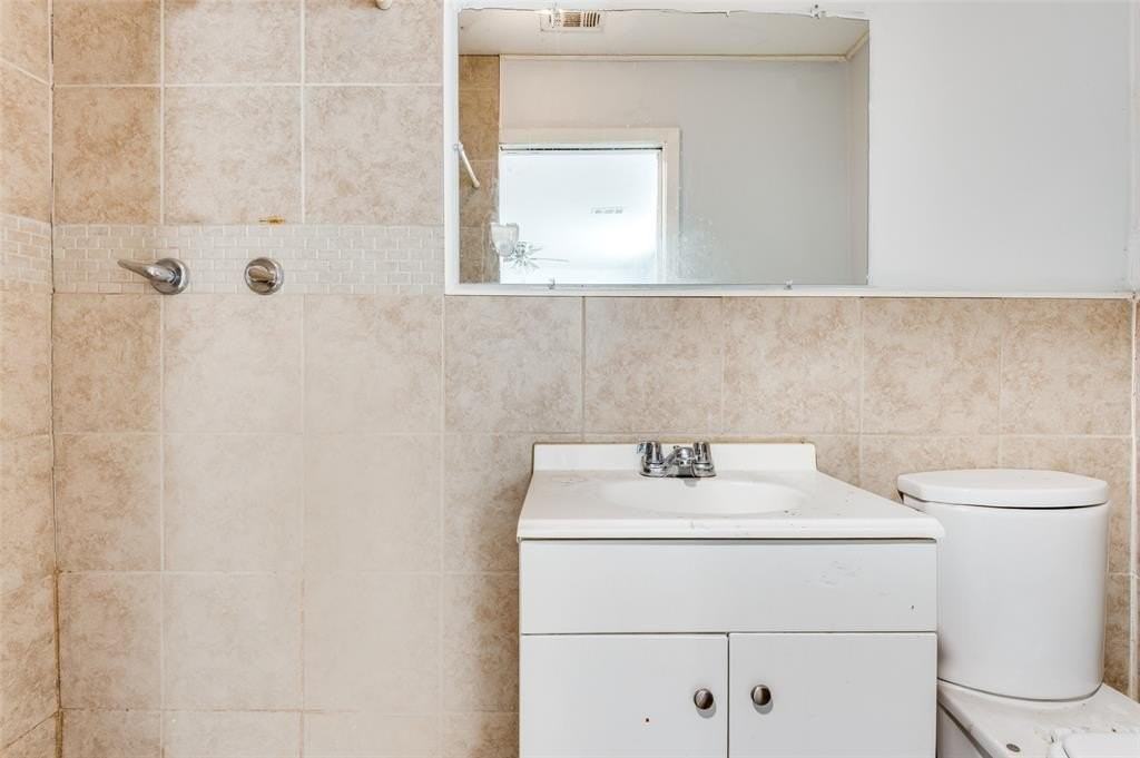 1410 S West St - Photo 6 of 12