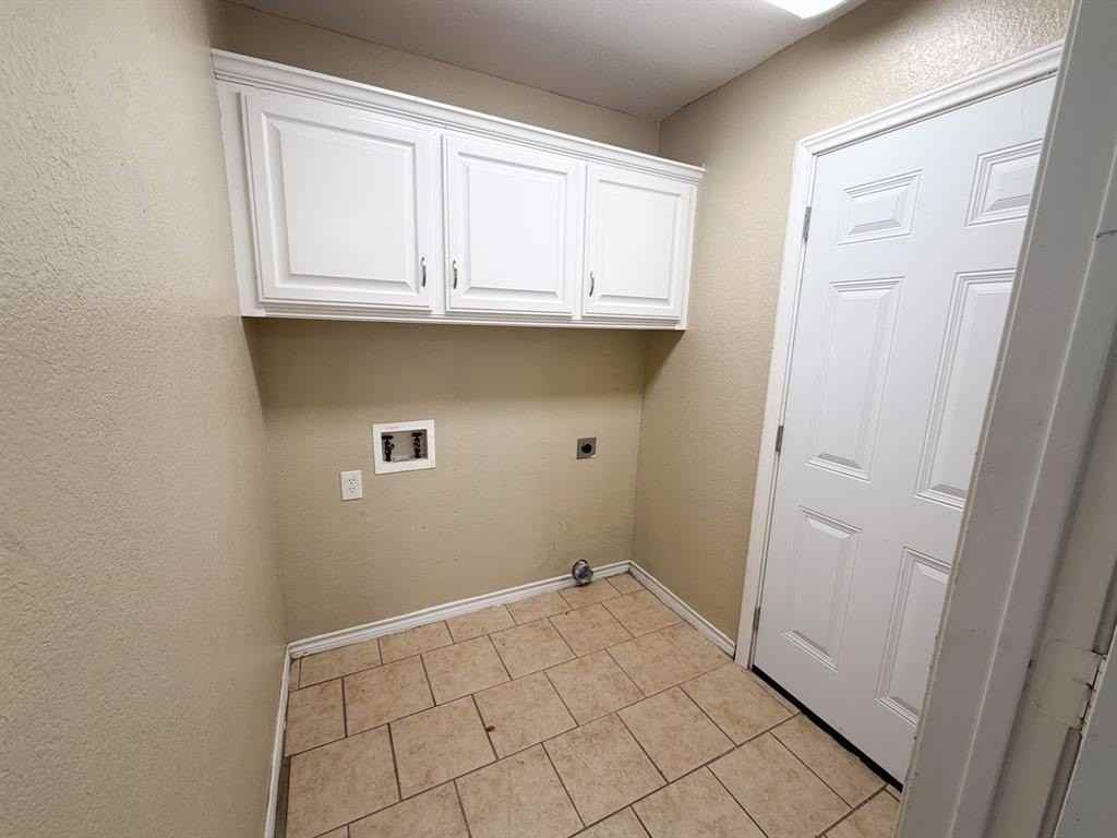 2702 Boyd St - Photo 5 of 21