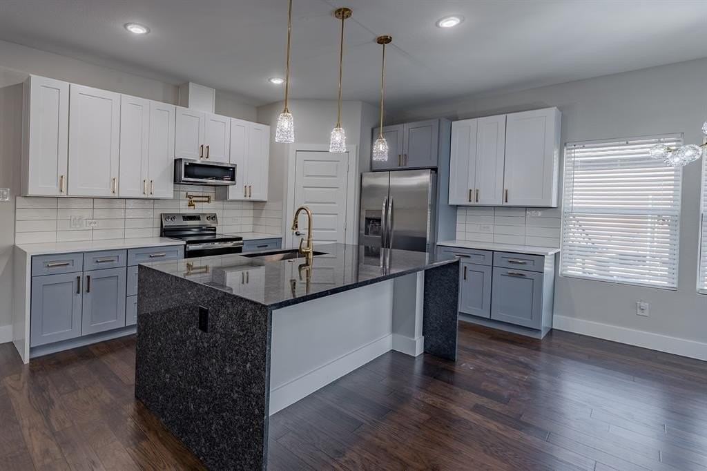 2809 Gooch St - Photo 5 of 19